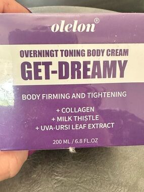 Get-Dreamy is a 200ml overnight firming body cream